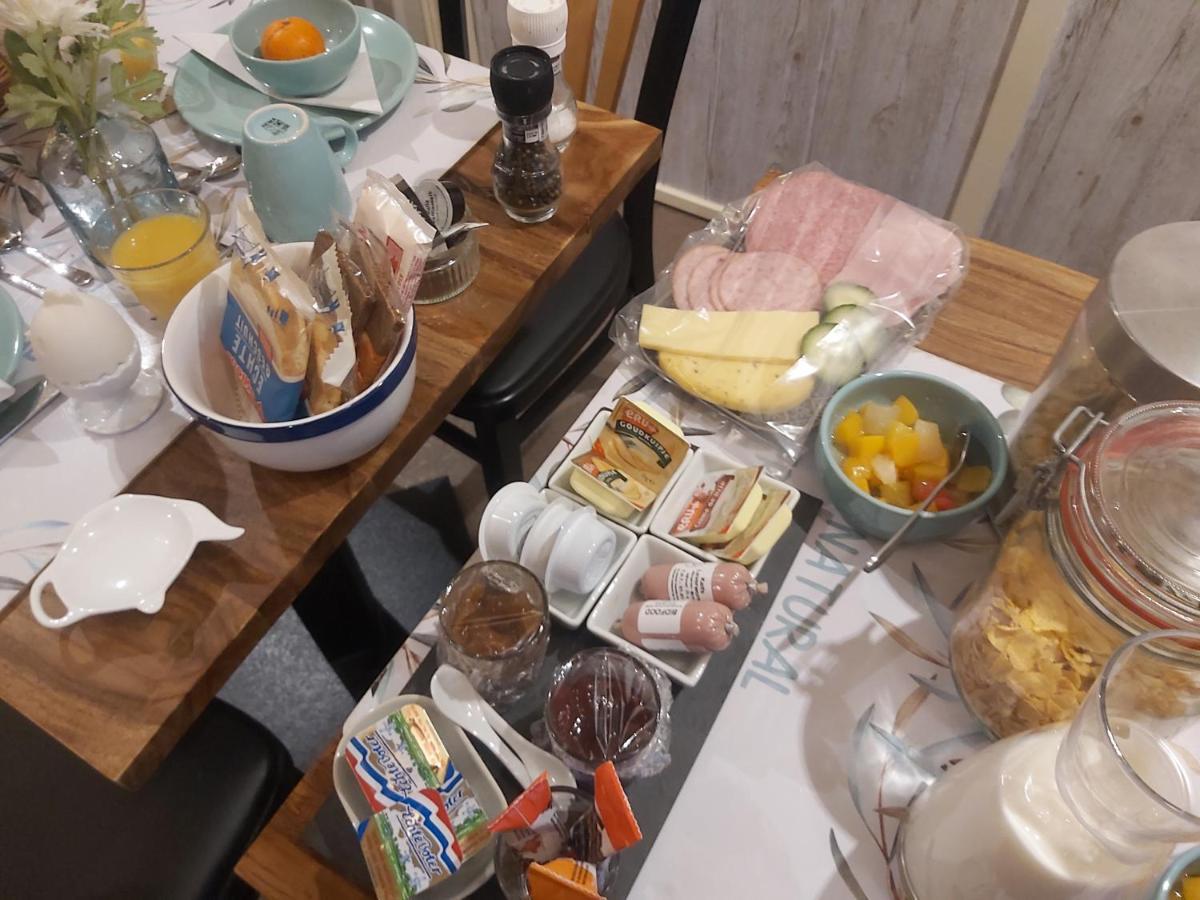 B&B Bij De Sassenpoort 즈볼레 외부 사진