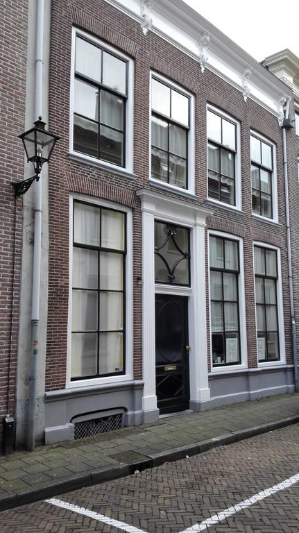 B&B Bij De Sassenpoort 즈볼레 외부 사진