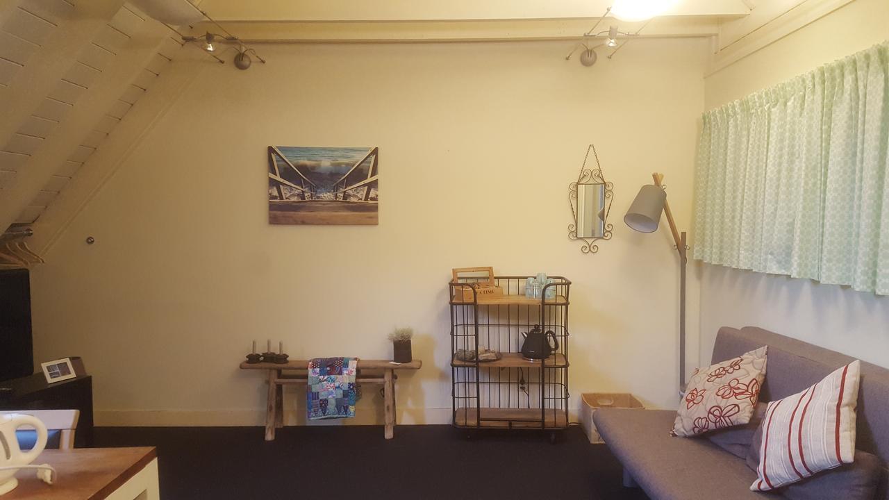 B&B Bij De Sassenpoort 즈볼레 외부 사진